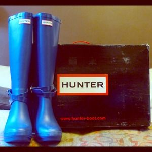 SOLD!!  NWT rare wedge Hunter rain boots
