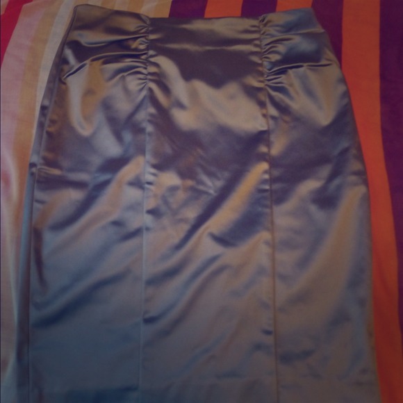 Bebe dark silver satin skirt