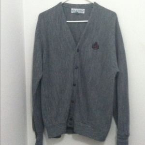 Izod Collegiate Button down Cardigan