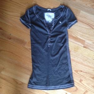 Abercrombie v neck, willing to bundle