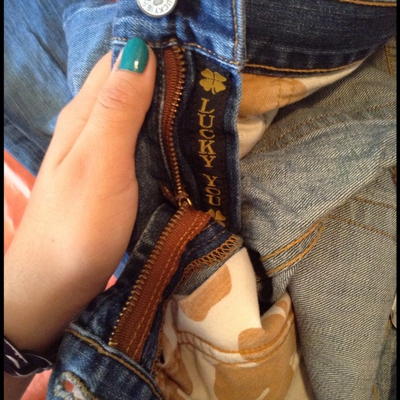 Lucky Brand Jeans - Picture 4 of 4