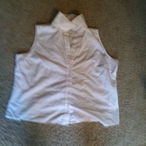 A button up white shirt
