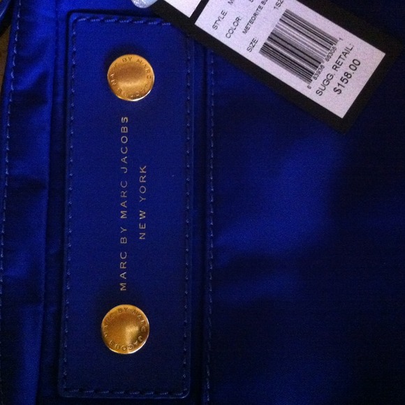 🚫SOlD🚫Authentic Marc by Marc Jacobs crossbody! - Picture 2 of 5