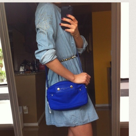 🚫SOlD🚫Authentic Marc by Marc Jacobs crossbody! - Picture 4 of 5