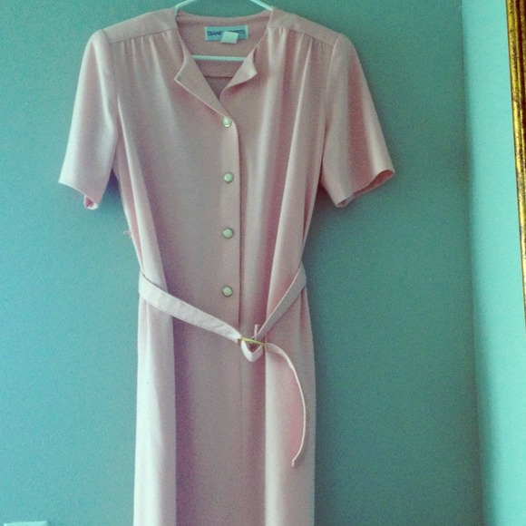 Dresses & Skirts - Light Pink Vintage Dress