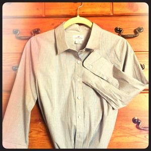 Three quarter sleeves stretch cotton dress shirt