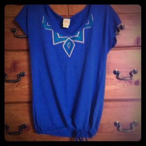 Short sleeve embroidered tee with drawstring waist