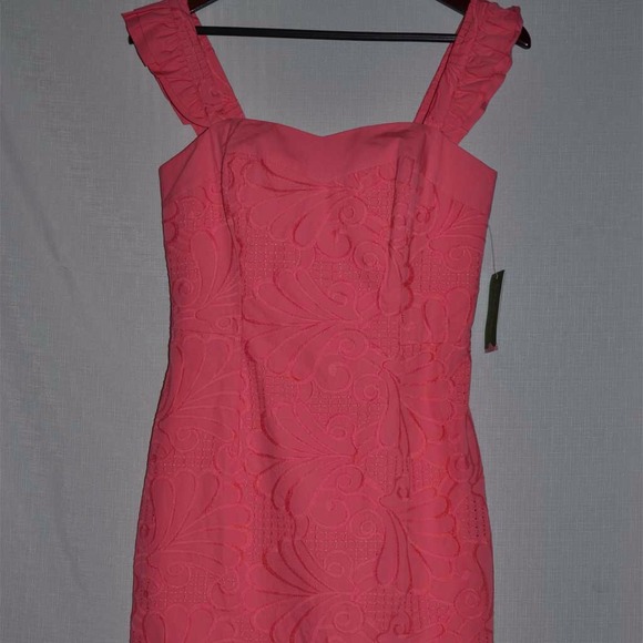 SOLD! Lilly Pulitzer NWT Sarafina Dress size 4