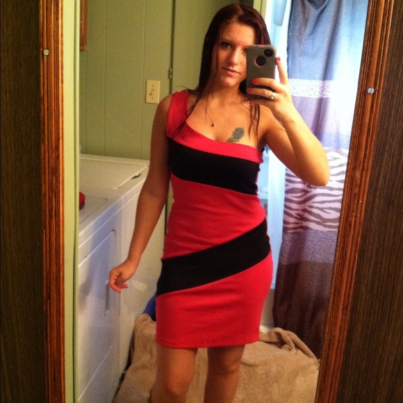 Dress - Picture 1 of 1