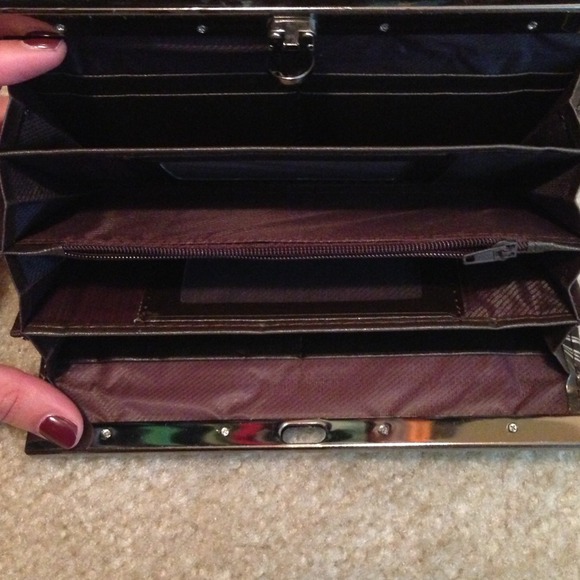 🎀Small Clutch Set🎀 - Picture 3 of 4