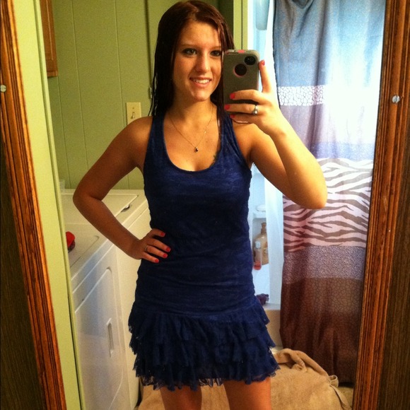 Party dress - Picture 1 of 1