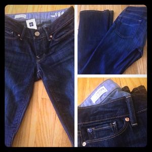 ** SOLD**Petite Gap sexy boot jeans