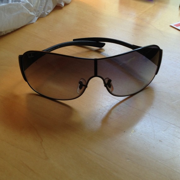 ๐ SOLD ! Ray-Ban shields - Picture 2 of 4