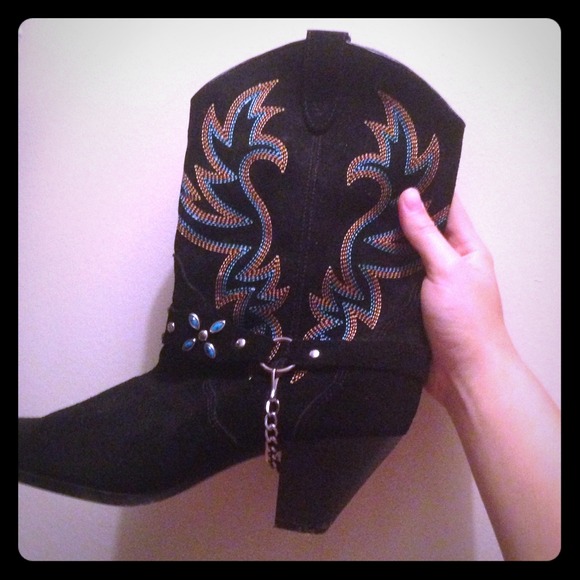 🎉REDUCED suede cowgirl boots by Dingo