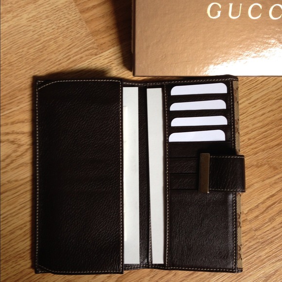 *AUTH GUCCI BAG & WALLET - Picture 4 of 4