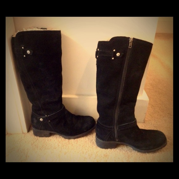 Reduced-Authentic Suede Uggs