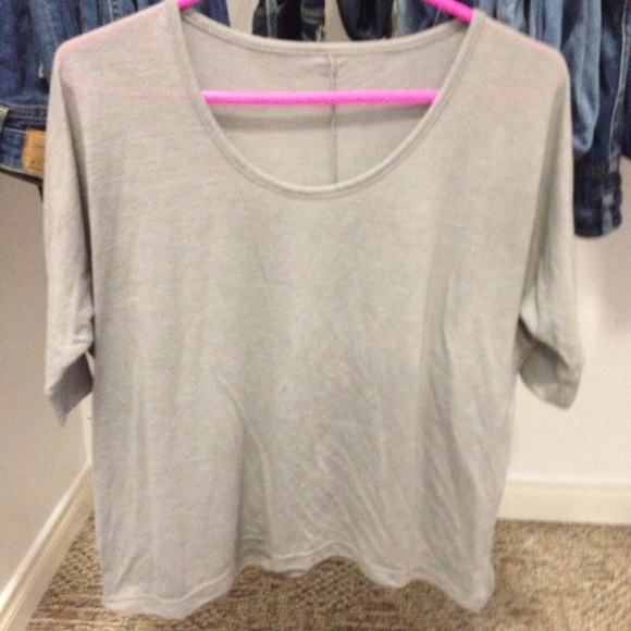 Grey shirt - Picture 1 of 1