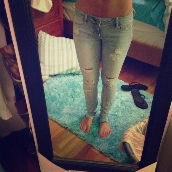 SKINNY JEAN!