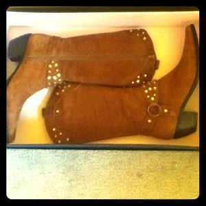 Authentic Steven by Steve Madden, Tan Suede Boots
