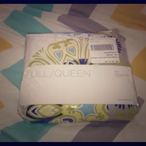 BUNDLED WITH BOOTS! Urban outfitters duvet cover!