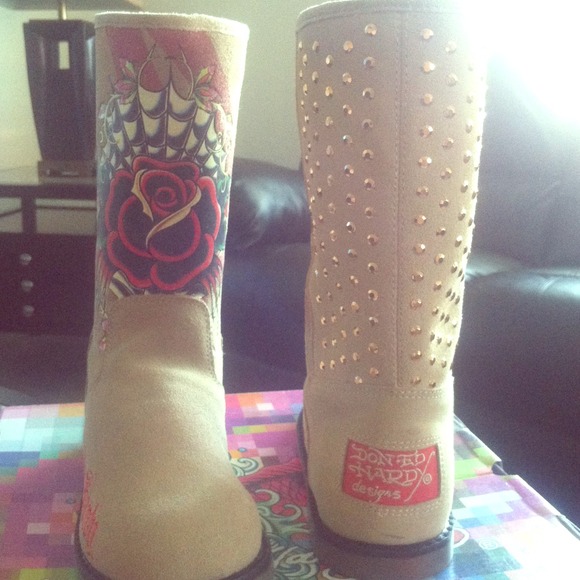 💥$75💥 NEW!! Ed Hardy Boots lowered it from $89.