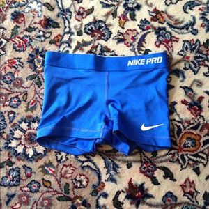Nike pro