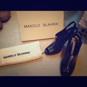 Authentic Manolo Blahnik Peep Toe Leather Heels