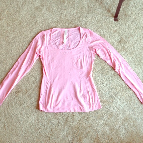 🎈Sold🎈 Lululemon Heart Ease Long sleeve