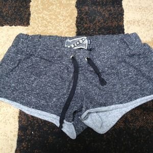 🚫TRADED🚫Grey Volcom Gym Shorts