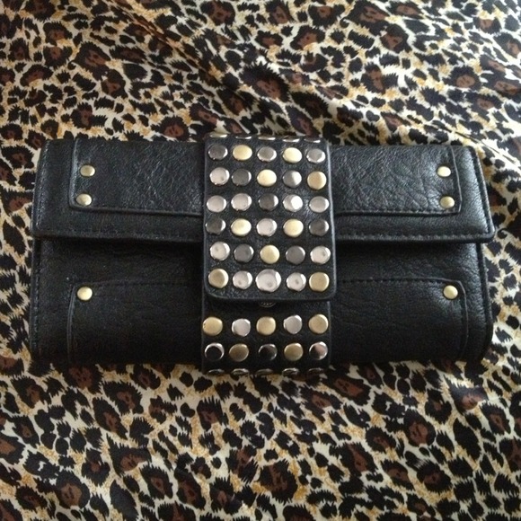 🚫Sold🚫 Studded wallet