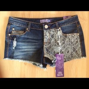 💙NEW UPLOAD💙 Laced Denim Shorts