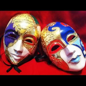 Set of 2 Beautiful Masquerade Masks