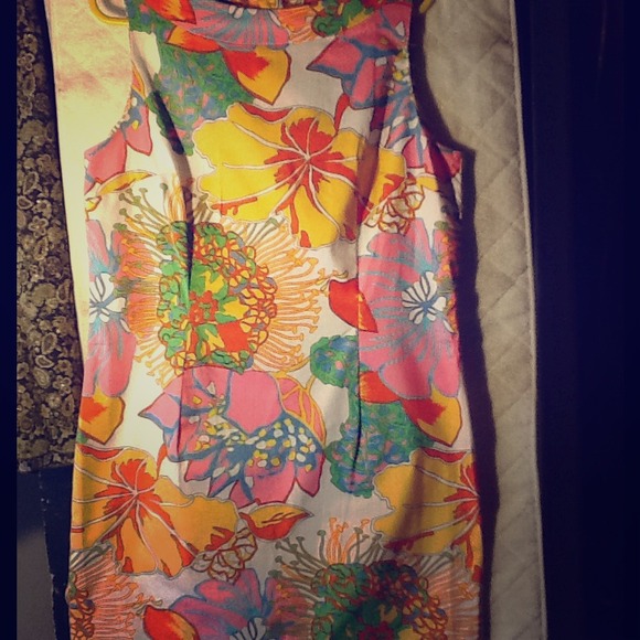 W dress