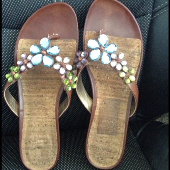 TRADED Sandal / shoes bundles Pre owned Kenneth