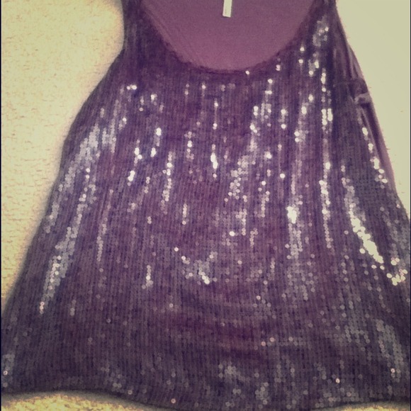 Beautiful purple sequin top.