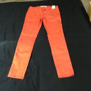 BRAND NEW ORANGE SKINNY PANTS!