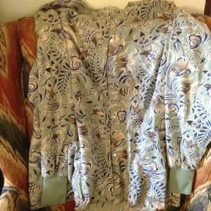 SOLD-Extra large scrub jacket