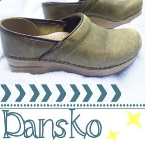 Green Dansko nurse clogs