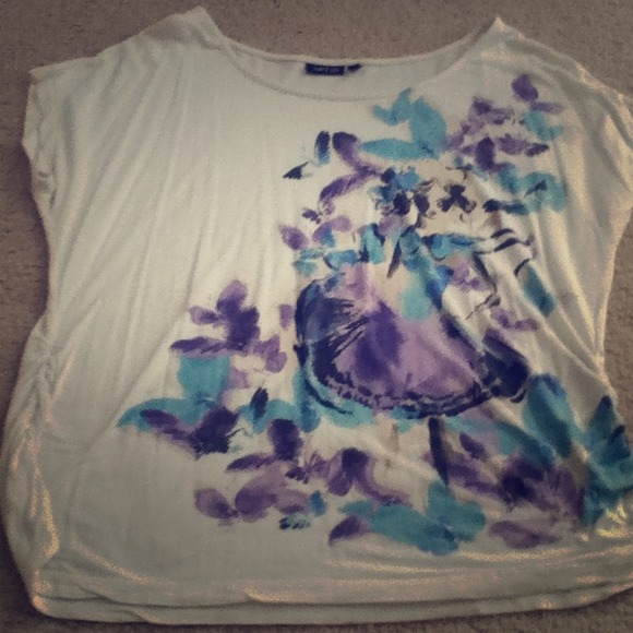 Beautiful flower top