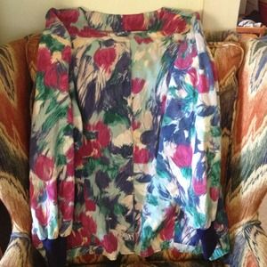 SOLD--Extra large scrub jacket