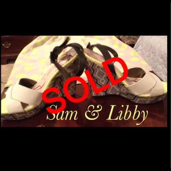*SOLD IN BUNDLE FOR @supersam87*Sam & Libby Wedges