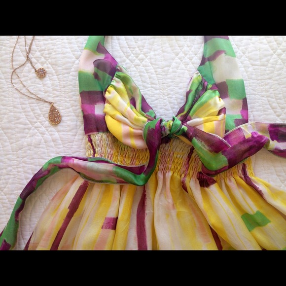 Silk top by Jaloux!! ๐ - Picture 2 of 4