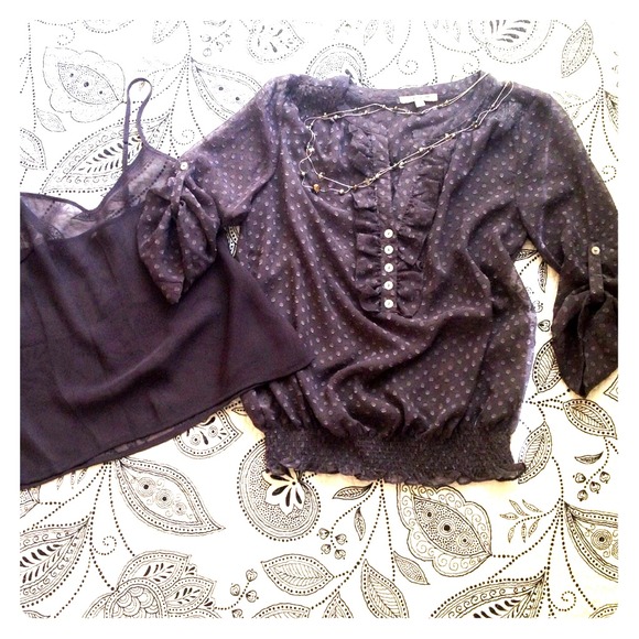 SOLD. Top by Daniel Rainn!! Charcoal color