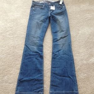 The GAP long and lean jeans BRAND NEW with tags!