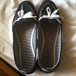 Black and white flats