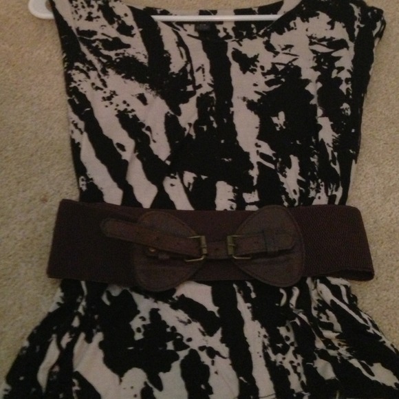 Abstract Top - Picture 3 of 3