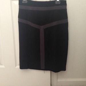Super flattering Grace Elements pencil skirt