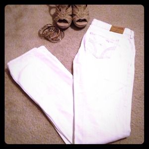 Hollister distressed white denim jeans
