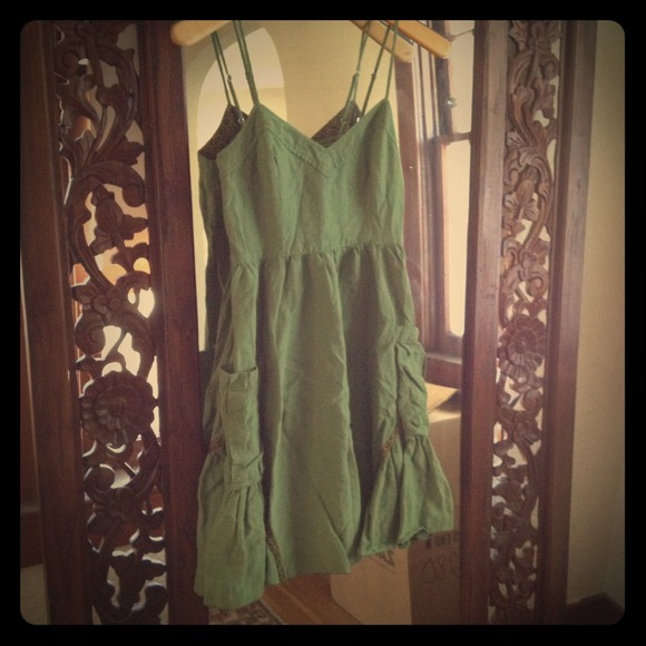 🚫🚫SOLD🚫🚫.   Free People Moss Green Dress