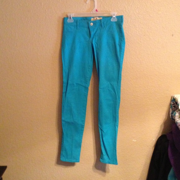 Hollister skinny jeans